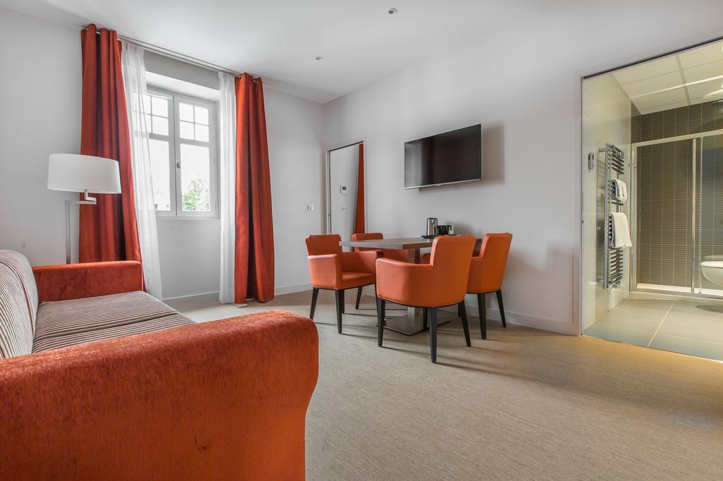 Hotel-Café du Trinquet Cambo-les-Bains Esterno foto